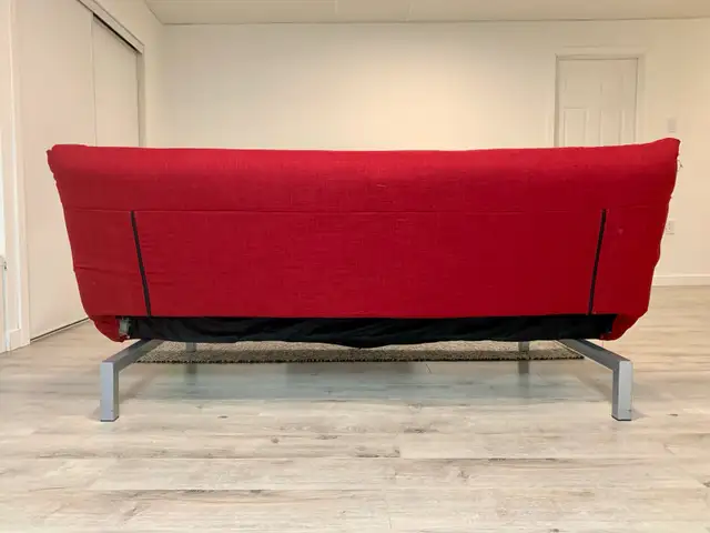 Structube sofa bed in Couches & Futons in Gatineau - Image 4