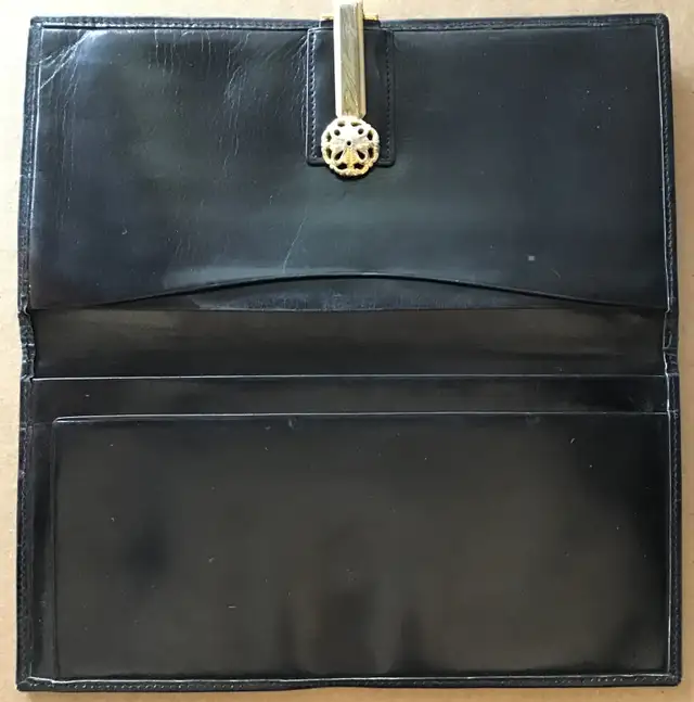 1960s-Vintage-Richini Via Condotti Roma Leather & Brass-Wallet in Women's - Bags & Wallets in City of Toronto - Image 5