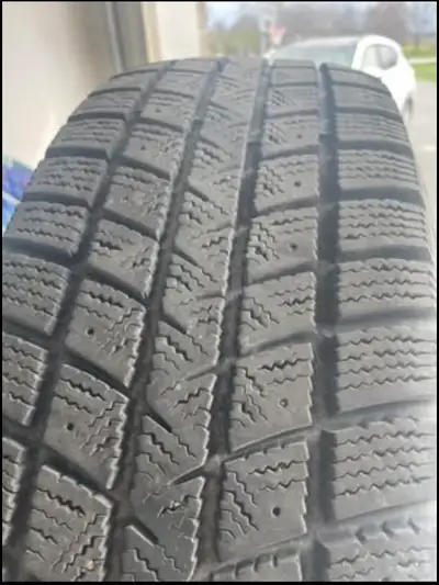 Snow tires on rims - Goodyear Winter Command P235/65R17 Used on a 2017 Honda CR-V 8,8,7,7 tread left...