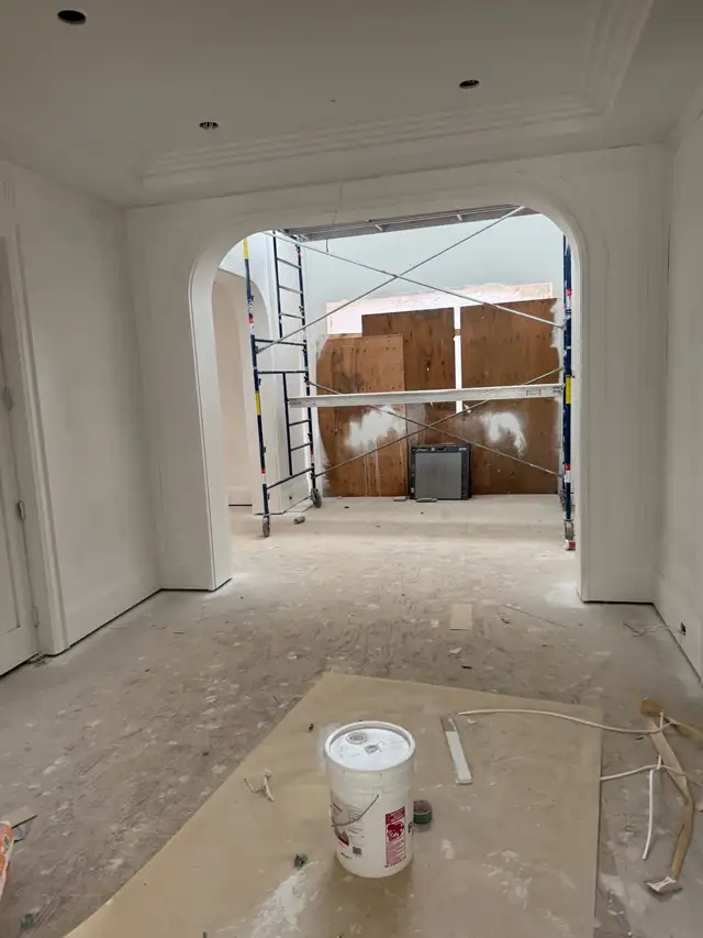 Paint and drywall604128155051632642