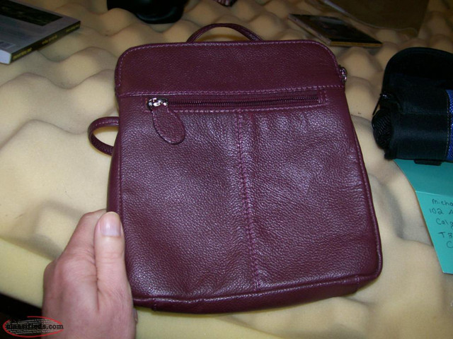 NEW Osprey London Leather Shoulder Bag/Satchel Women's Handbag. in Women's - Bags & Wallets in St. John's