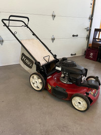 Lawn mower - Toro 22inch with the Honda engine