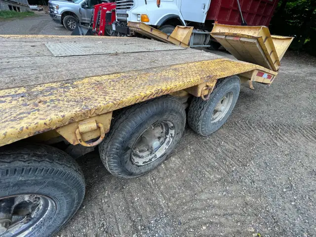 12 tonne float trailer in Other Business & Industrial in Fredericton - Image 6