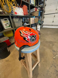Great looking skateboard helmet excellent condition $50.00  obo