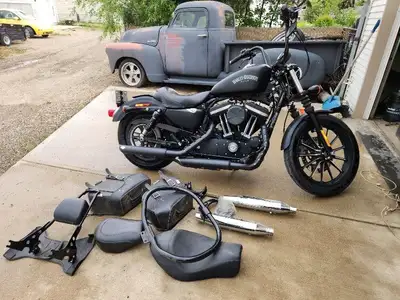 Original owner. Low kms. Comes with forward controls, mini apes, Vance & Hines exhaust and air intak...