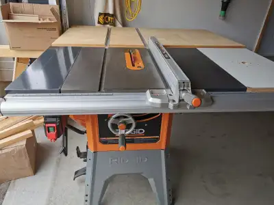 Rigid R4520 Table Saw, View more