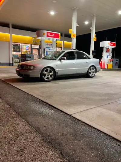 2000 Audi A4 2.8 v6 fully loaded heated leathers in great shape all the lights and gauges working 15...