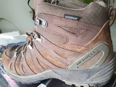 Women's size 8 Merrell hiking boots, View more