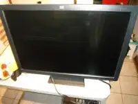 24 Inch HP computer monitor