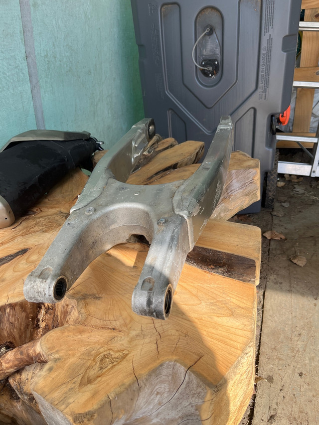 Repaired 2018 crf swingarm  in Motorcycle Parts & Accessories in Muskoka - Image 2