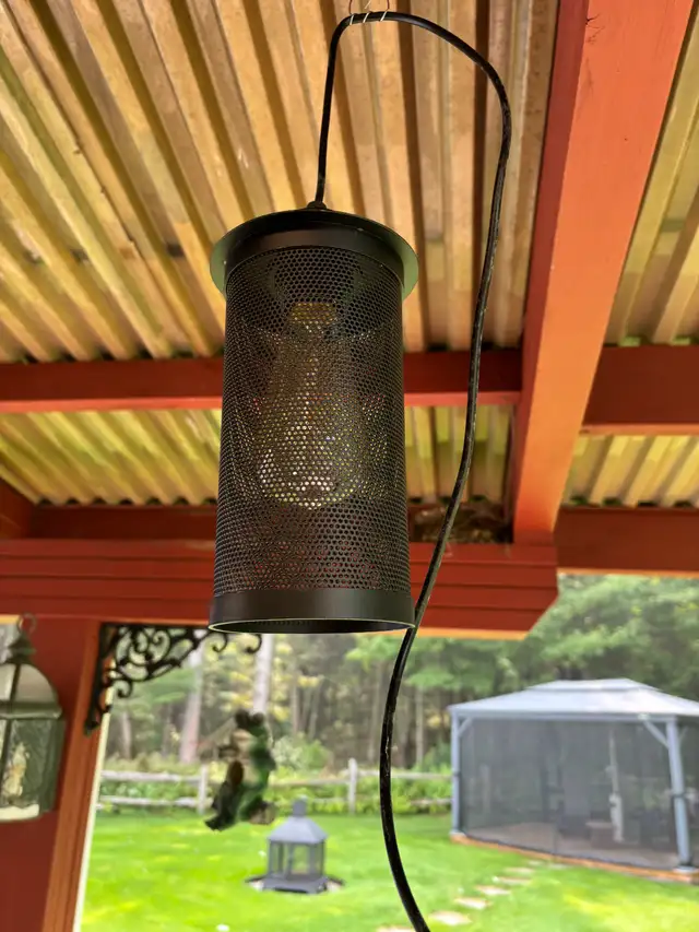 TRES BELLE LAMP in Indoor Lighting & Fans in Shawinigan - Image 2