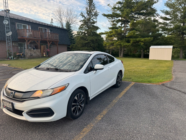 2015 Honda civic coupe in Cars & Trucks in Ottawa - Image 2