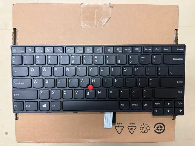 Clavier Lenovo qzerty  in System Components in City of Montréal - Image 2