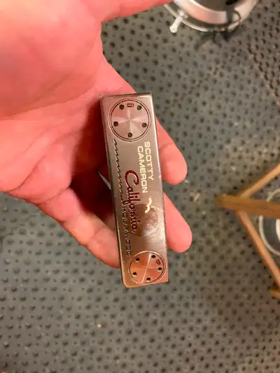 Scotty Cameron Hollywood 35” putter