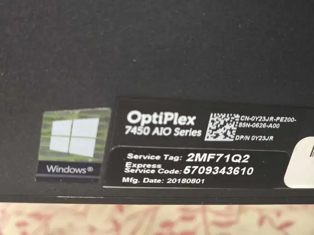 Dell OptiPlex 7450 All In One i5 7th gen 16gb in Desktop Computers in City of Toronto - Image 2