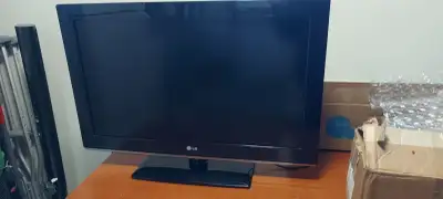 32" LG HD LCD TV/Monitor, View more