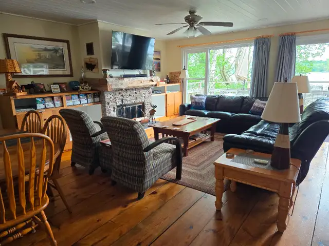 Cottage For Rent in Georgian Bay/Muskoka in Ontario in Canada - Image 3
