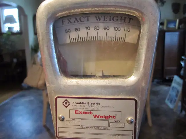 scale Exact weight vintage scale in Arts & Collectibles in Oshawa / Durham Region - Image 4