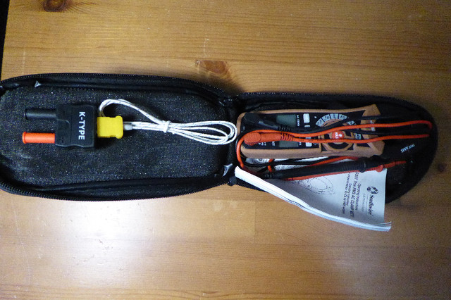 Southwire 21030T True RMS AC Clamp Meter w/ Temp $50 in Hand Tools in City of Toronto