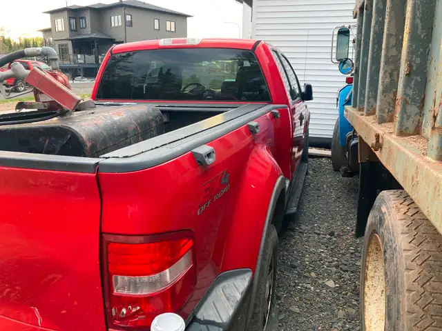 FOR PARTS OR REPAIR 2004 FORD F150 STEP SIDE FX4 WITH 5.4L CALL in Other in Fredericton - Image 4