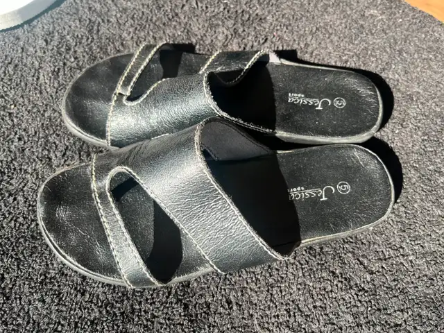 Shoes - Sandals Jessica Sport Size 5 Leather Uppers63738330797955120