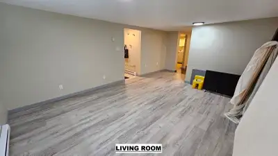 - Large 1 bedroom + office/den + spare room. - Ensuite bathroom & walk-in closet. - Second 2pc bathr...