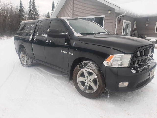 2010 Dodge Ram 1500 Sport in Cars & Trucks in Thunder Bay - Image 2