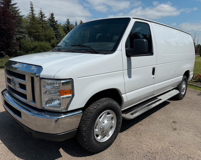 2013 FORD E-250 Cargo Van SHELVING, PARTITION, RUBBER FLOORING in Cars & Trucks in Edmonton