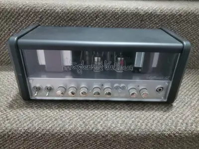 Ampli Hughes & Kettner Tubemeister 18 head...1w, 5w ou 18 watts, View more