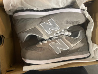 New Balance 574 Shoes Size 10