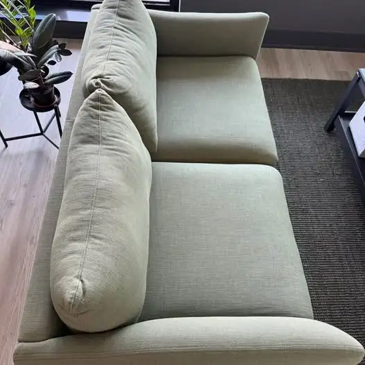 Mid-century modern 2-seater couch in Couches & Futons in City of Halifax - Image 2