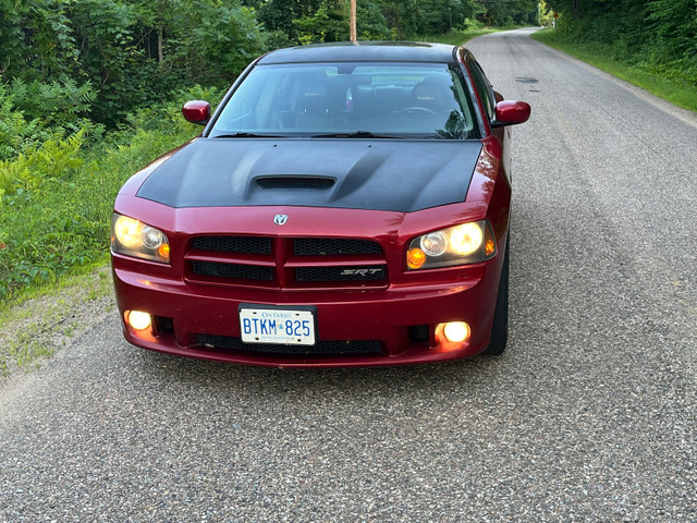 2006 dodge charger srt8 6.1L 425 hp  power house  in Cars & Trucks in Pembroke - Image 2
