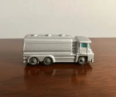 HUSKY GUY WARRIOR TANKER TRUCK #17b ~ HUSKY/CORGI ~ 1964 to 1969, View more