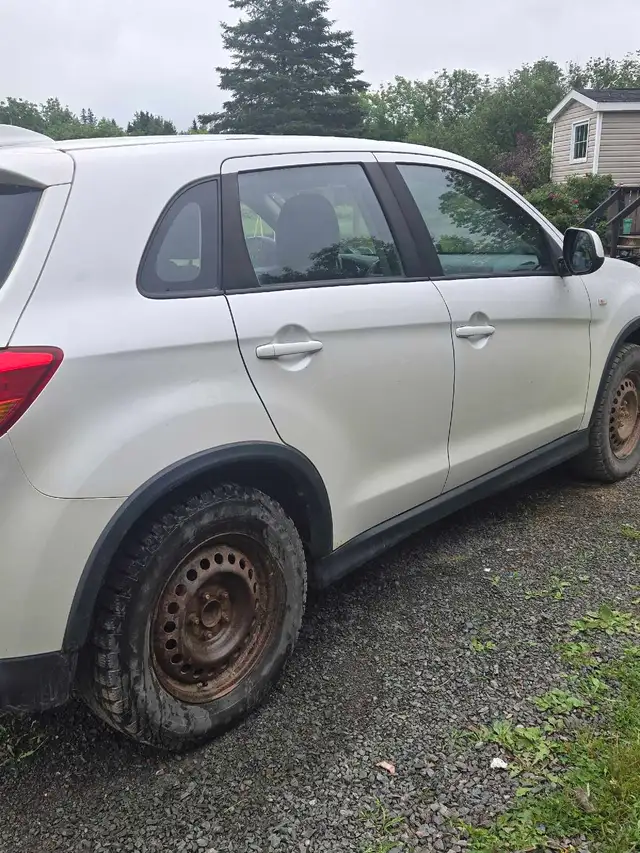 2017 Mitsubishi RVR 