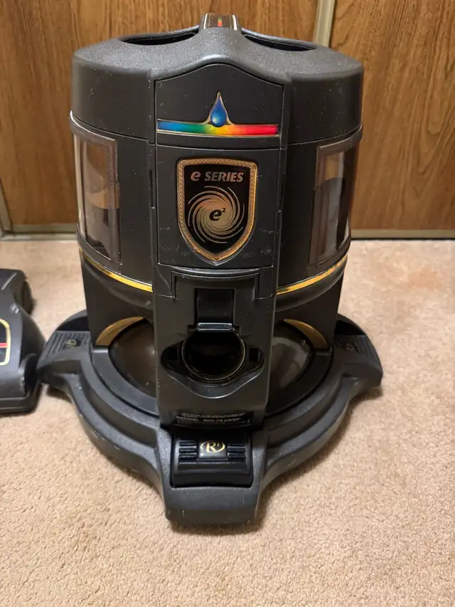 Rainbow e Series E2 Vacuum Cleaner in Vacuums in St. Catharines - Image 3