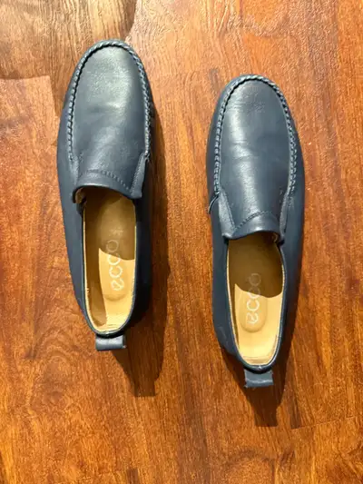 Ecco blue sz 7(40) men LIKE NEW men’s dress leather shoes , View more
