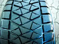 235 55 19 BRIDGESTONE BLIZZAK WINTER TIRES HONDA CRV ACURA RDX