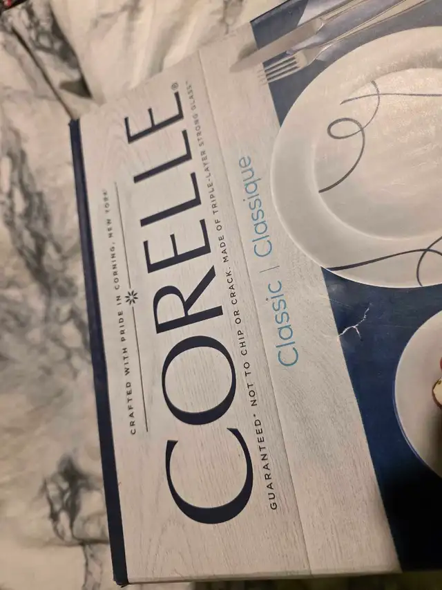 Corelle 16 piece dinner set448300808290314243