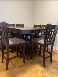 DINING TABLE FOR SALE! - PRICE NEGOTIABLE