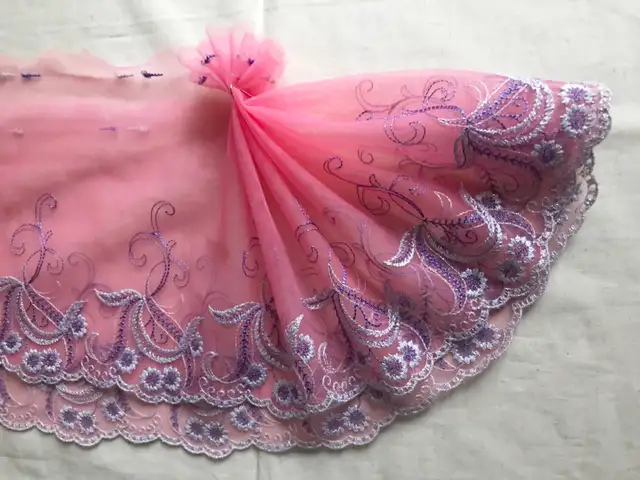 Black Friday Sale: 7.24” x 1.55 yds Floral Embroidered Lace Trim in Hobbies & Crafts in City of Toronto - Image 4