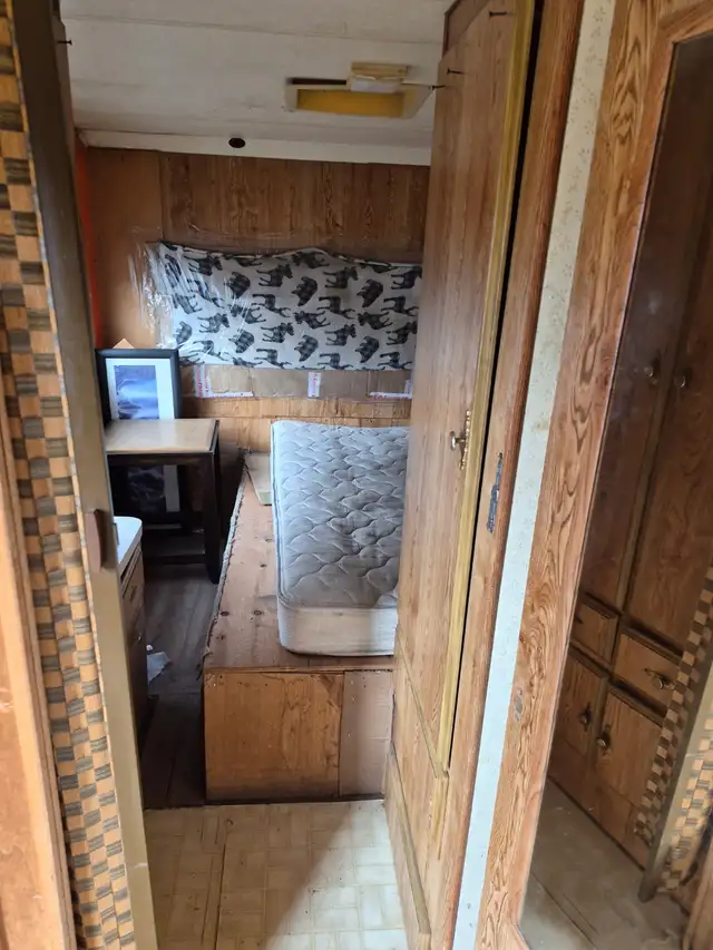 Trailer for sale as is *NEEDS TO GO!!!* | Travel Trailers & Campers ...