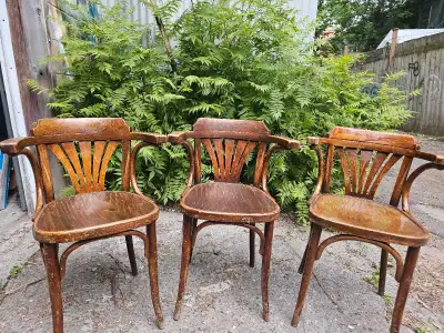 Chaises bistro classique 12x disponibles , View more
