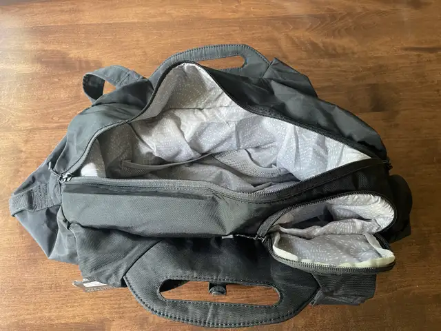 Gym tote bag - new in Bags & Luggage in Strathcona County - Image 7