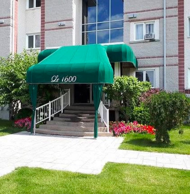 1600 Bd du Souvenir — photo 1