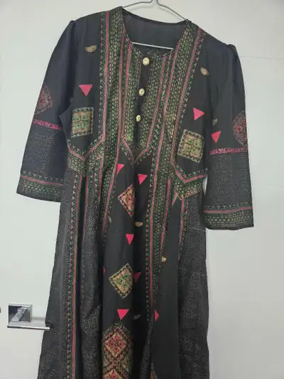 Ladies Clothing Mixed Ethnic Sets + Other $5 Each, View more