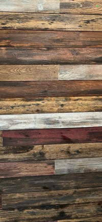 BARN WOOD LOOK HAND SCRAPPED PLANKS