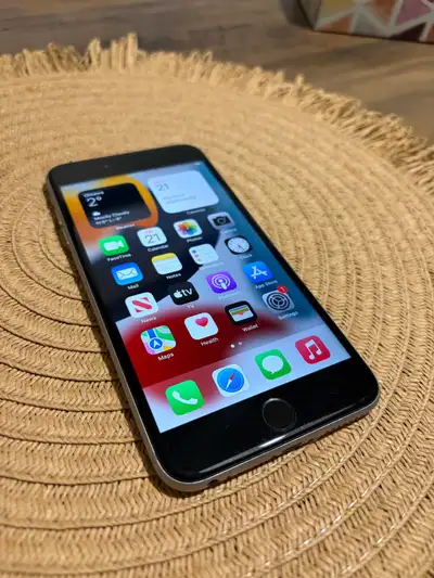 iPhone 6s plus 16gb, View more