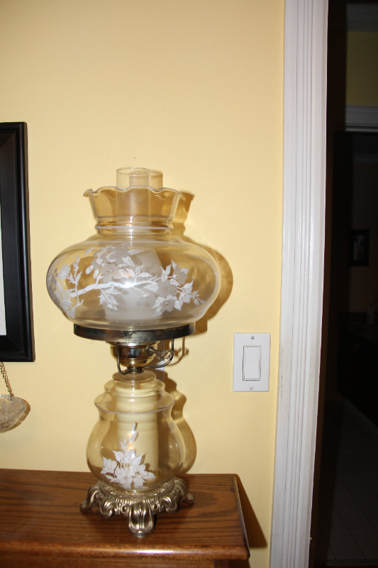 Pair Hurricane Glass Table Lamp in Indoor Lighting & Fans in Mississauga / Peel Region