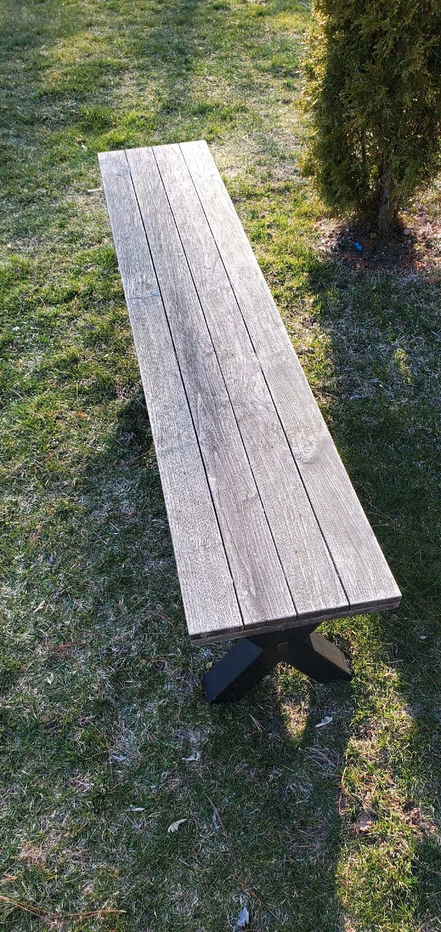 Canvas outdoor bench. in Outdoor Décor in Kawartha Lakes - Image 2
