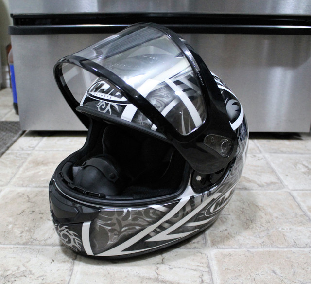 HJC Snowmobile Helmet in Snowmobiles Parts, Trailers & Accessories in Kawartha Lakes - Image 3